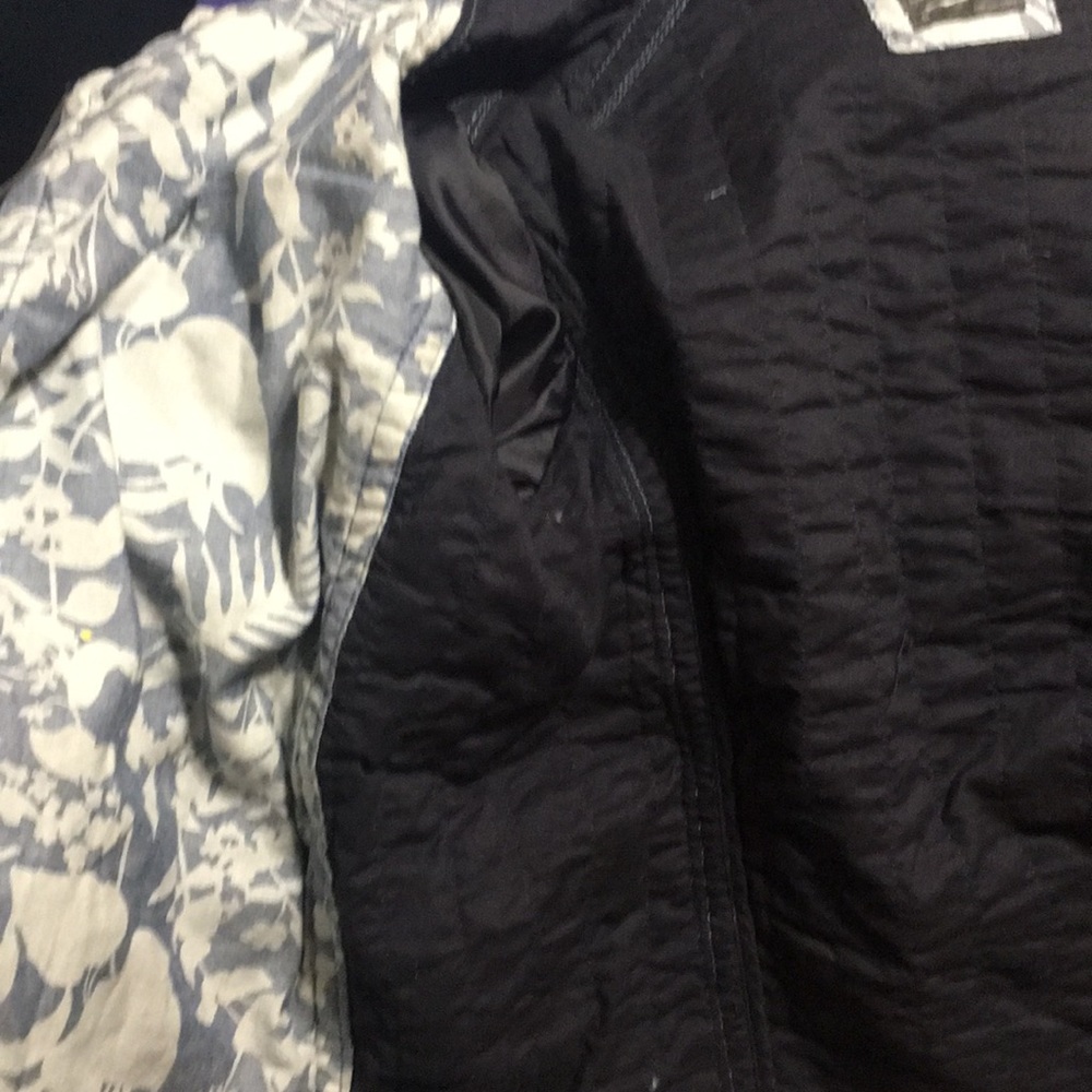 Jacket - Picture 5 of 5